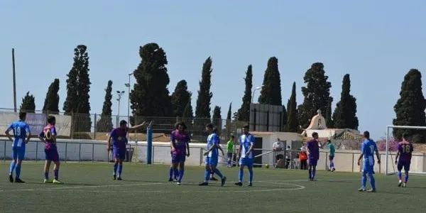 La Torre afronta la visita del Calafell amb la màxima atenció