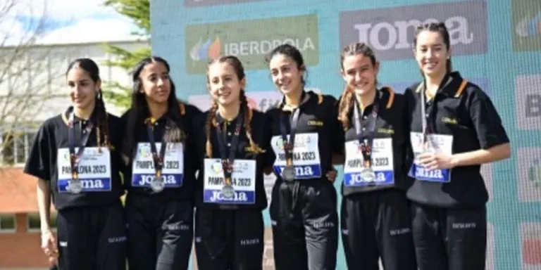 Marta Mitjans es proclama sots campiona d'Espanya de cros amb la selecció catalana