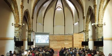 Èxit de participació a l'acte commemoratiu del Col·legi de les Monges