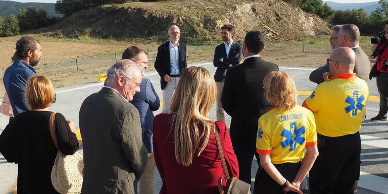 Puigneró valora bé l'estrena de vols comercials a l'Aeroport Andorra-la Seu i la possibilitat d'obrir una ruta amb Londres