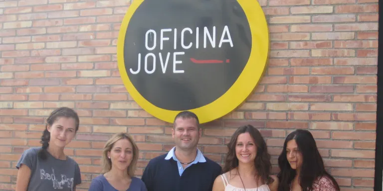 Tres joves de França, Alemanya i Romania s'incorporen a l'Oficina Jove de l'Alt Urgell
