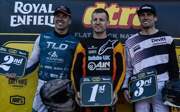 Gerard Bailo debuta amb una segona posició en el Campionat Nacional de Dirt Track d’Anglaterra