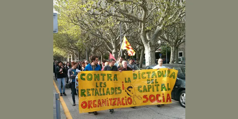 Una setantena de persones es manifesten a la Seu amb motiu de l'1 de Maig