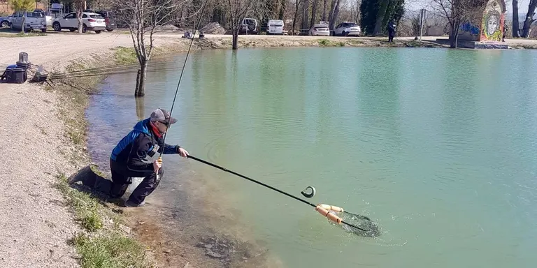 Podi de Jordi Fontanals al campionat estatal de pesca en llac
