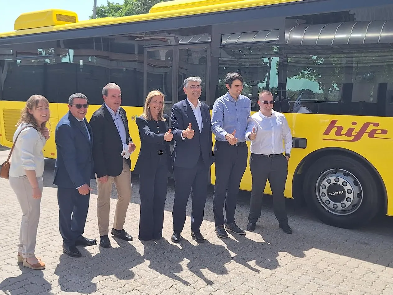 HIFE assumeix el bus urbà amb nous vehicles híbrids i sense modificacions en el servei