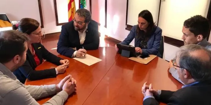 El delegat del govern de la Generalitat traslladarà a Interior la necessitat d’intervenir davant el repunt de furts a la nostra vila.