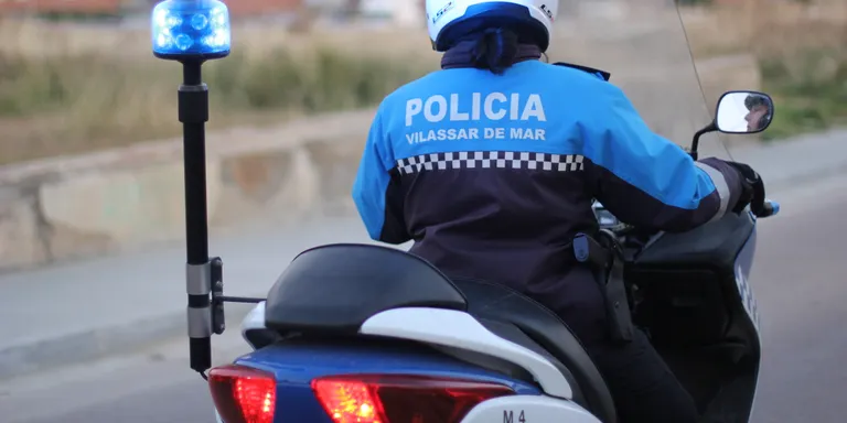 Detenció de dos homes per presumpte robatori amb força