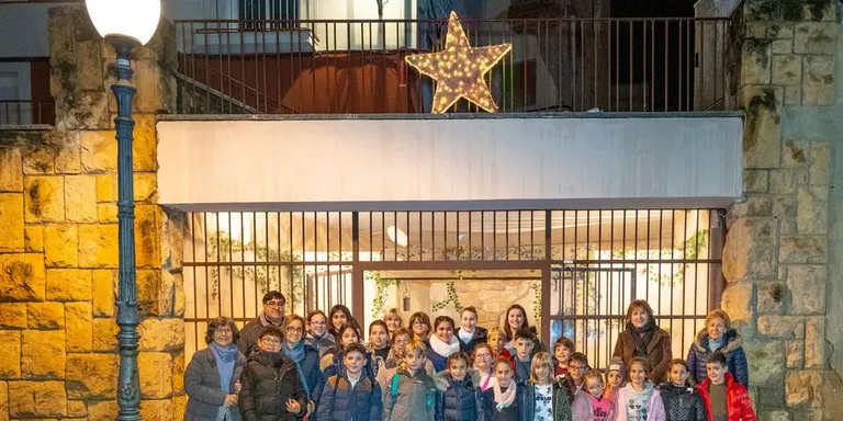 S'inaugura el tradicional pessebre a l'antic mercat municipal
