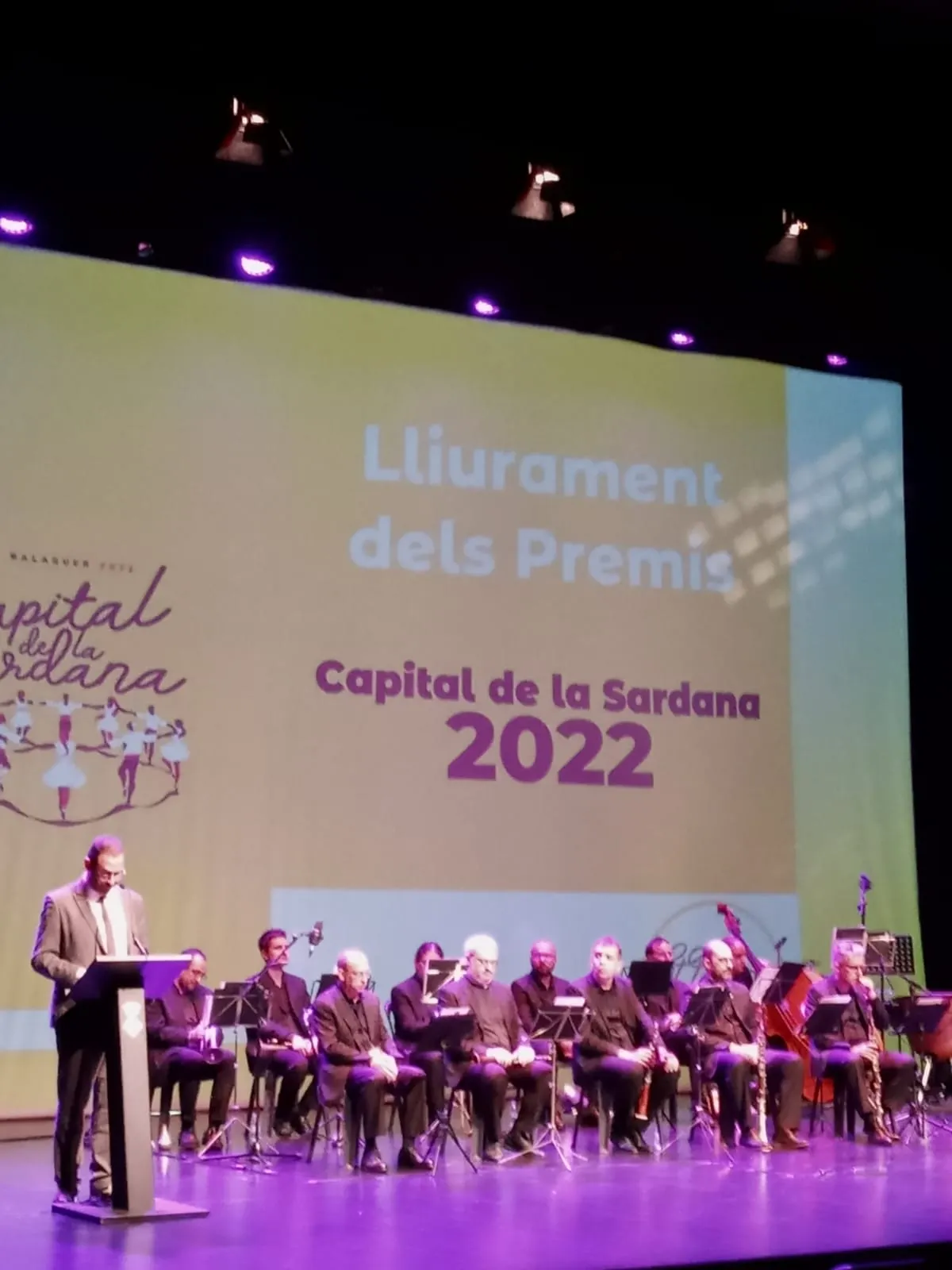 L’Agrupació Sardanista Calderina, premiada per 50 anys organitzant aplecs al municipi