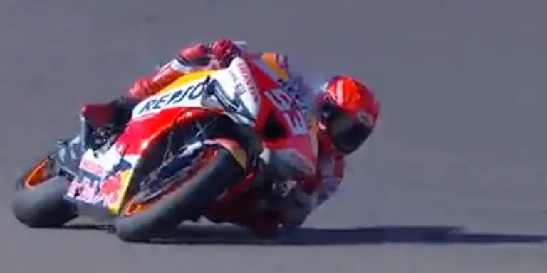 Marc Màrquez i Joan Mir ja piloten la moto a Aragó
