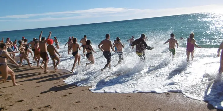 Preparats per la Banyada de Cap d'Any a Pineda?
