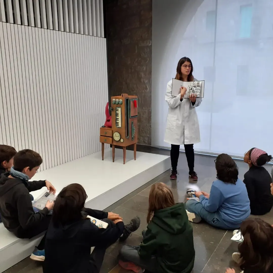 <strong>La biblioteca organitza dues activitats familiars gratuïtes per les vacances de Nadal</strong>