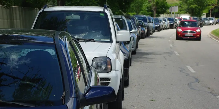 Dos accidents a El Papiol dificulten l’entrada i sortida de la ciutat divendres al vespre