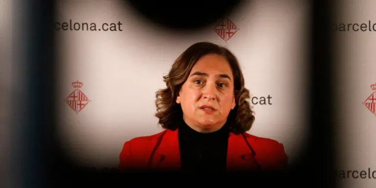 La defensa de Colau sosté que no hi ha indicis d'irregularitat administrativa en l'atorgament de subvencions