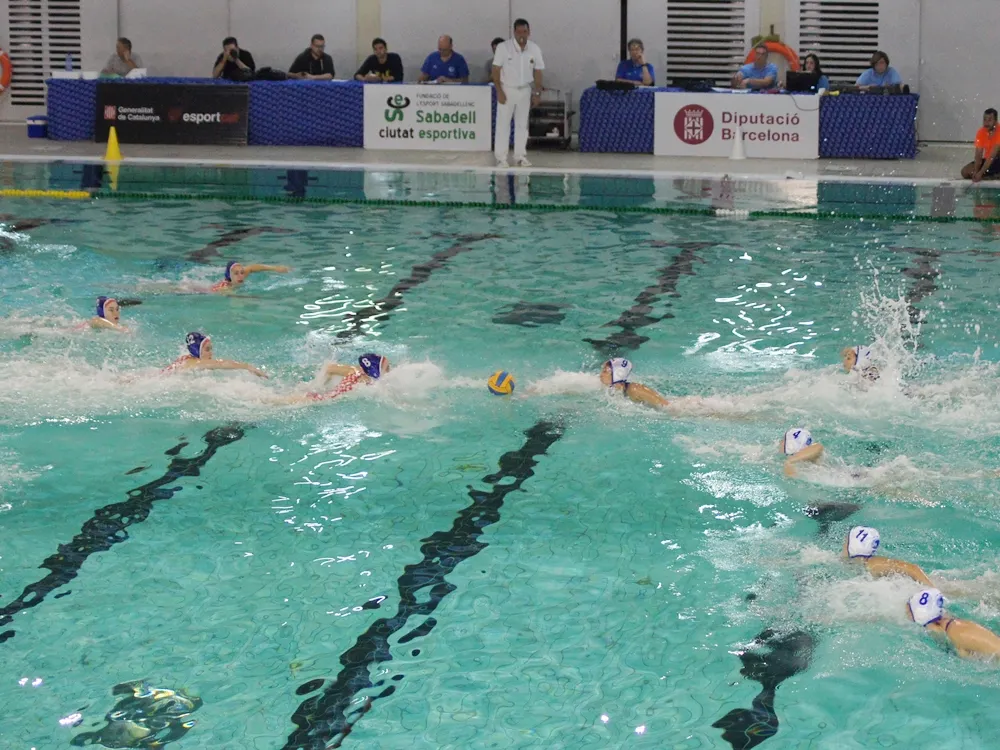 Duel inicial del partit disputat a Sabadell dissabte