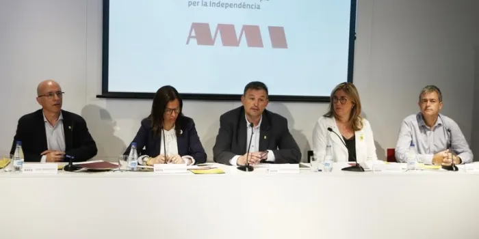 L’Associació de Municipis per la Independència posa en marxa la campanya ‘Regidor per la República’