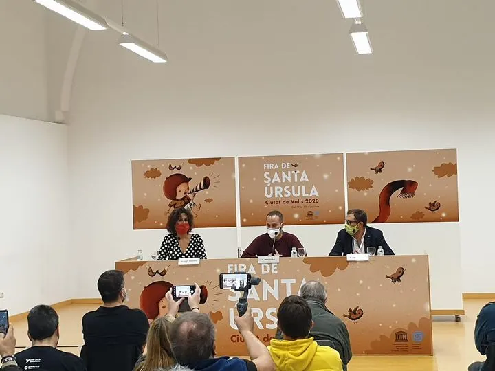 S’editen en un llibre les actes del darrer Simposi Casteller