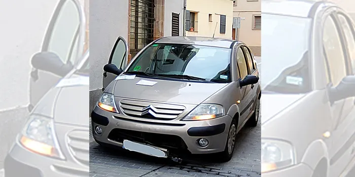 Nou incident amb la pilona al carrer de la Parera
