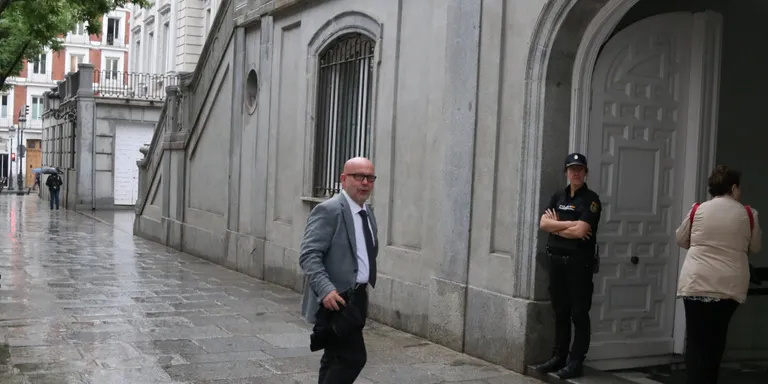 La defensa de Puigdemont reclama en una vista al Suprem que anul·li el processament dictat per Llarena