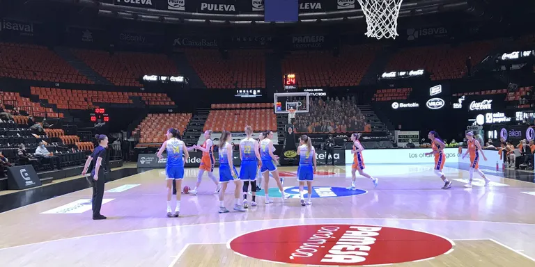 Derrota digna del Cadí La Seu a València (61-53)