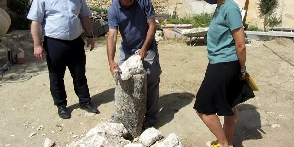 Enllestida la reconstrucció del mur de l'antic cementiri, esfondrat pel temporal Glòria del 2020