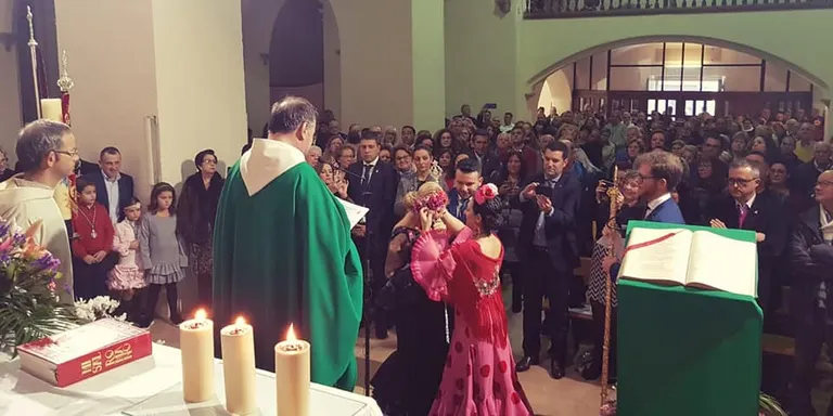 Després de 3 anys la Hermandad del Rocio de Pineda recupera el Pregó i l'acte del Canvi de Vara