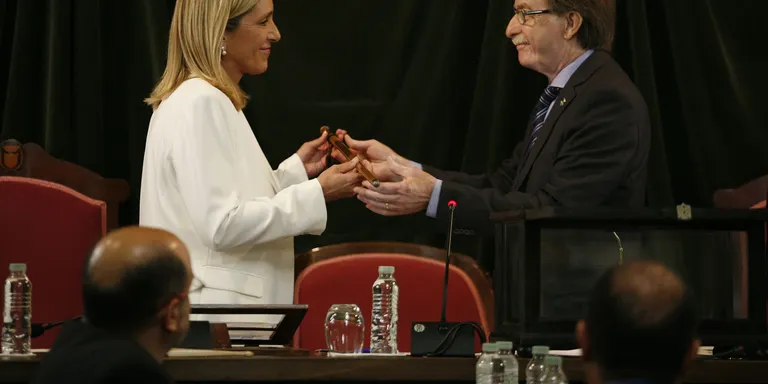 Dolors Farré, investida alcaldessa de Valls