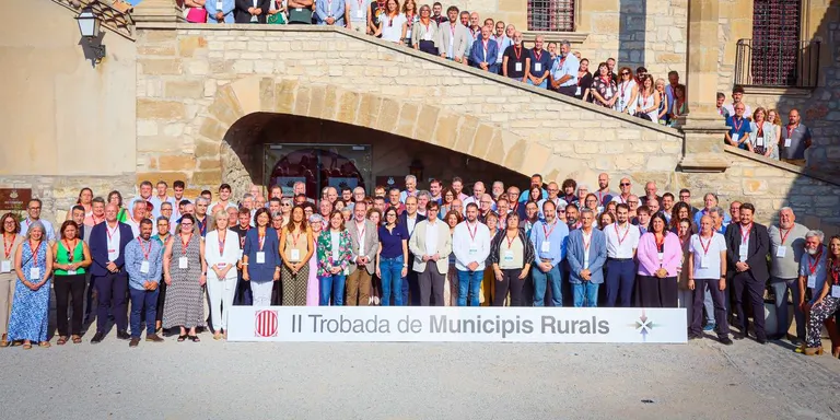 La Generalitat obrirà la primera convocatòria del Pla de Pobles a l’octubre amb 100 milions per als municipis de menys de 5.000 habitants i les capitals de comarca de menys de 15.000