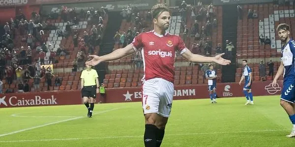 Fran Carbia dona la victòria al Nàstic davant el Sabadell (1-0)
