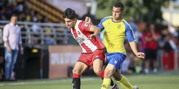 El CE El Catllar goleja al Camarles i ratifica el seu bon inici de temporada a Segona Catalana