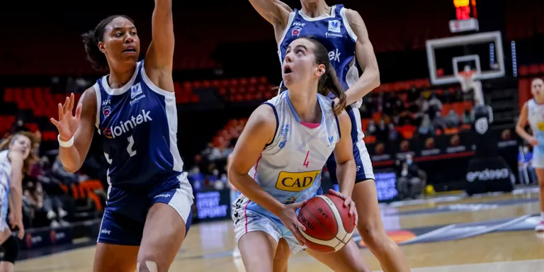 El Cadí La Seu es queda als quarts de final de la Copa en caure amb el Lointek Gernika Bizkaia (51-55)