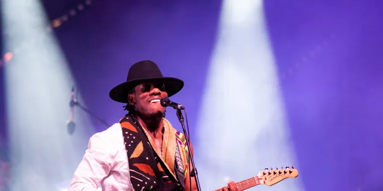 DEMÉSENLLÀ 744: Wesli