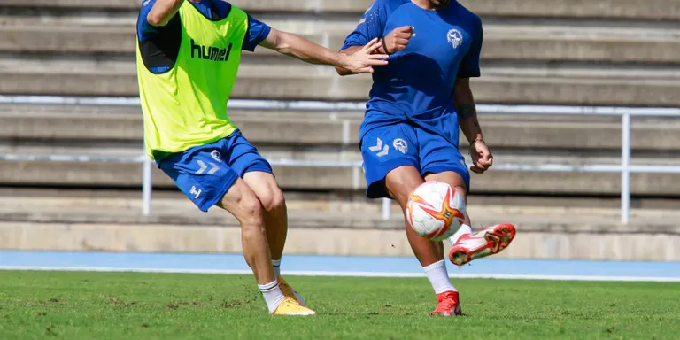 El Sabadell rep el Barça B en busca de la primera victòria