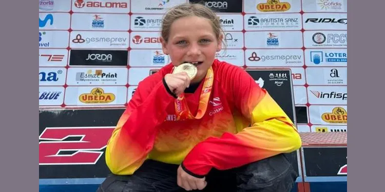 L’altafullenca Mia Ayats es proclama campiona en la categoria Principiant del Campionat d’Espanya de BMX