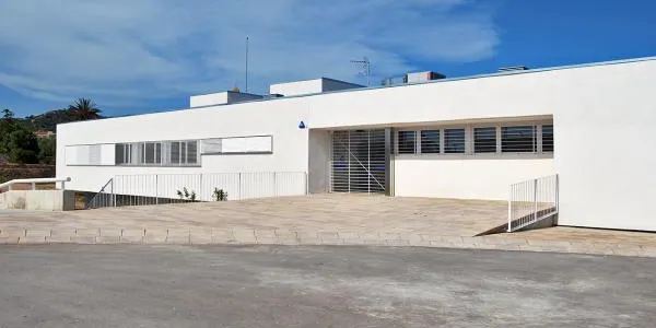 Malestar a Roda de Berà per la reducció horària del consultori mèdic aquest estiu