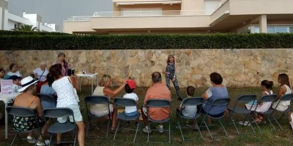 Tornen ‘Les aventures d’en Pepitu’ en una sessió de contacontes a la Bibliomar