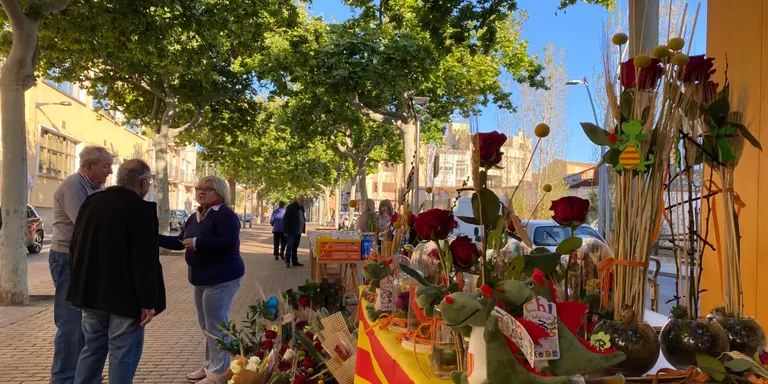 Flors i Plantes Montserrat espera vendre quasi un miler de roses