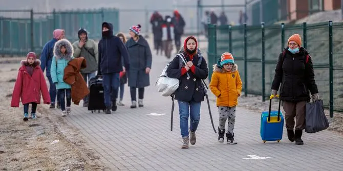Els voluntaris per Ucraïna volen llogar un autocar per portar persones refugiades cap a Catalunya