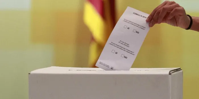Un Autocar i cotxes particulars ajudaran a pujar la gent a l'Institut el 9N