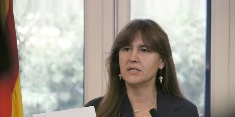 Borràs ataca els membres de PSC, ERC i CUP de la Mesa que l'ha suspès: "Són diputats vestits de jutges hipòcrites"