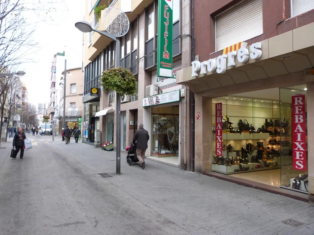 Un dels carrers del centre de la ciutat. Foto: Arxiu
