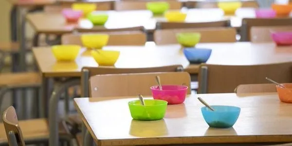 La Generalitat manté els ajuts de menjador i els del servei d’àpats als menors usuaris dels serveis d’intervenció socioeducativa