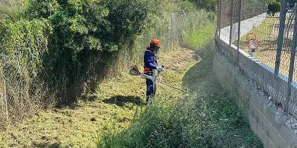 L’Ajuntament d’Altafulla realitza tasques preventives davant la possible arribada de fortes pluges entre aquest divendres i dissabte