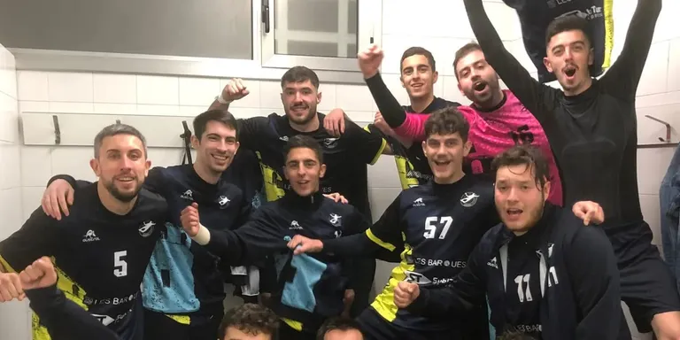El Club Handbol Cambrils arrenca l’any amb un triomf davant l’HC Vallag i segueix líder