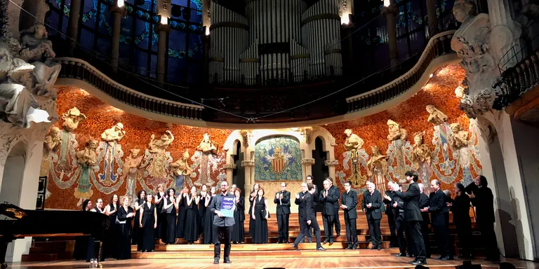 El compositor calellenc Josep Alarcon rep al Palau de la Música Catalana, el Premi de Composició Coral