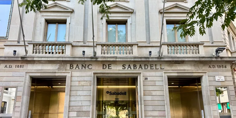 Satisfacció al Vallès després del fracàs de l'opa del BBVA al Banc Sabadell