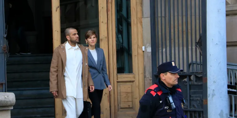 L’Audiència de Barcelona rebutja els recursos contra la llibertat sota fiança de Dani Alves