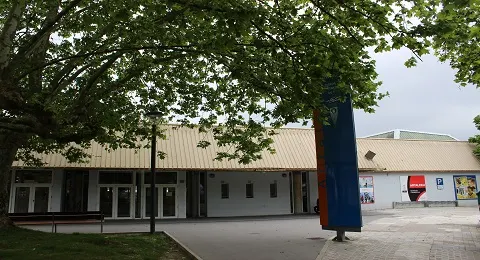 EMPIEZAN LAS OBRAS DE RENOVACIÓN DE LA CUBIERTA DE ARTALEKU