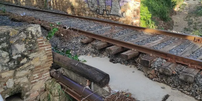 L'estat de les vies del tren del Morell empitjora amb els darrers aiguats