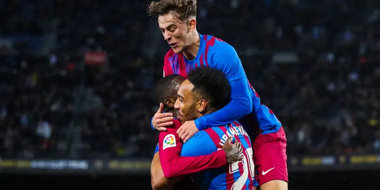 El Barça supera, amb essència, a l’Osasuna (4-0)
